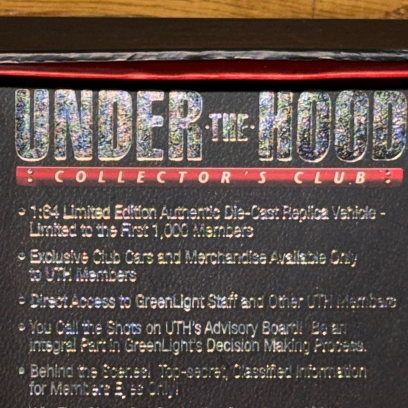 Under The Hood Collectors Club  2008 Dodge Charger Super been Diecast Car - Picture 4 of 4